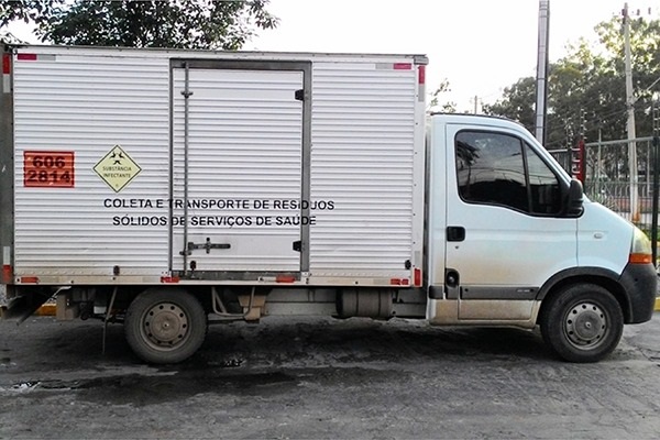 Transporte Resíduos Saúde Dentro